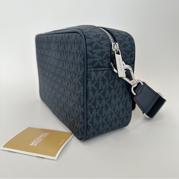 Michael Kors Large Pocket Kenly Crossbody Bag in Admiral Blue - Picture 11 of 15